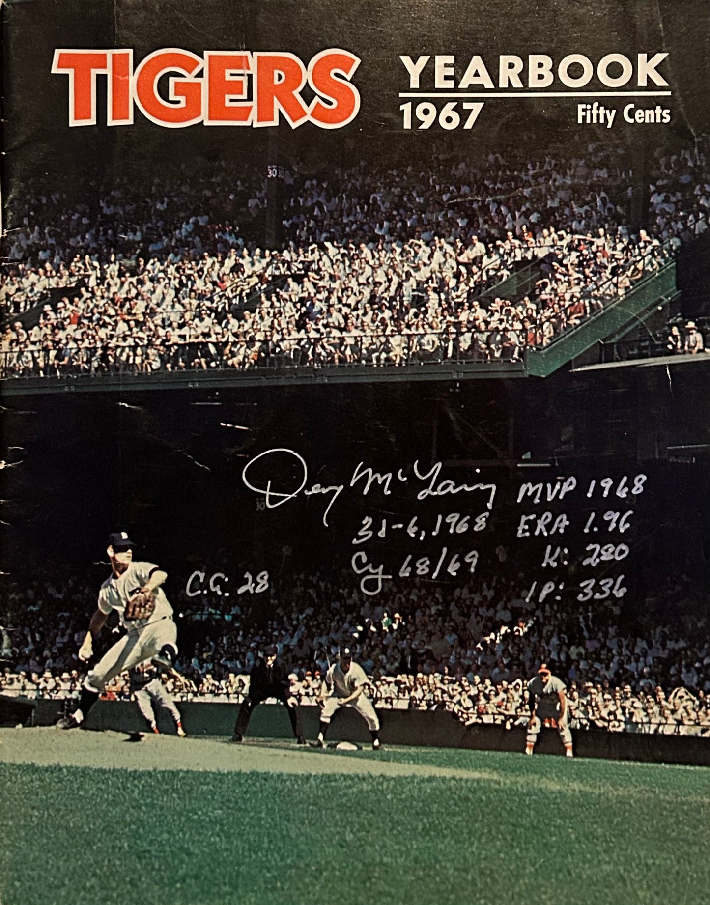 Autographed Detroit Tigers 1967 MLB yearbook - Tiger Stadium