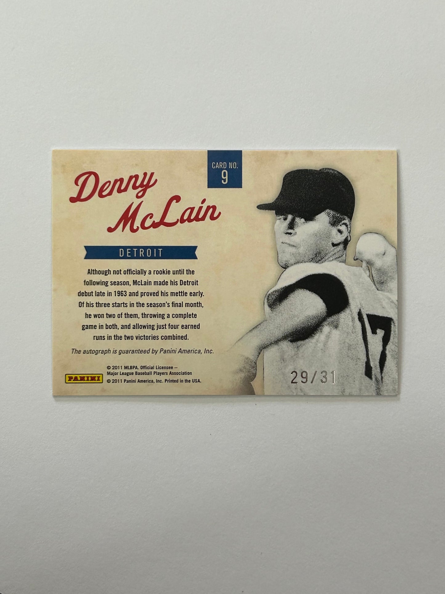 Autographed 2011 Playoff Contenders 'Legendary Debuts' Detroit Card #29/31